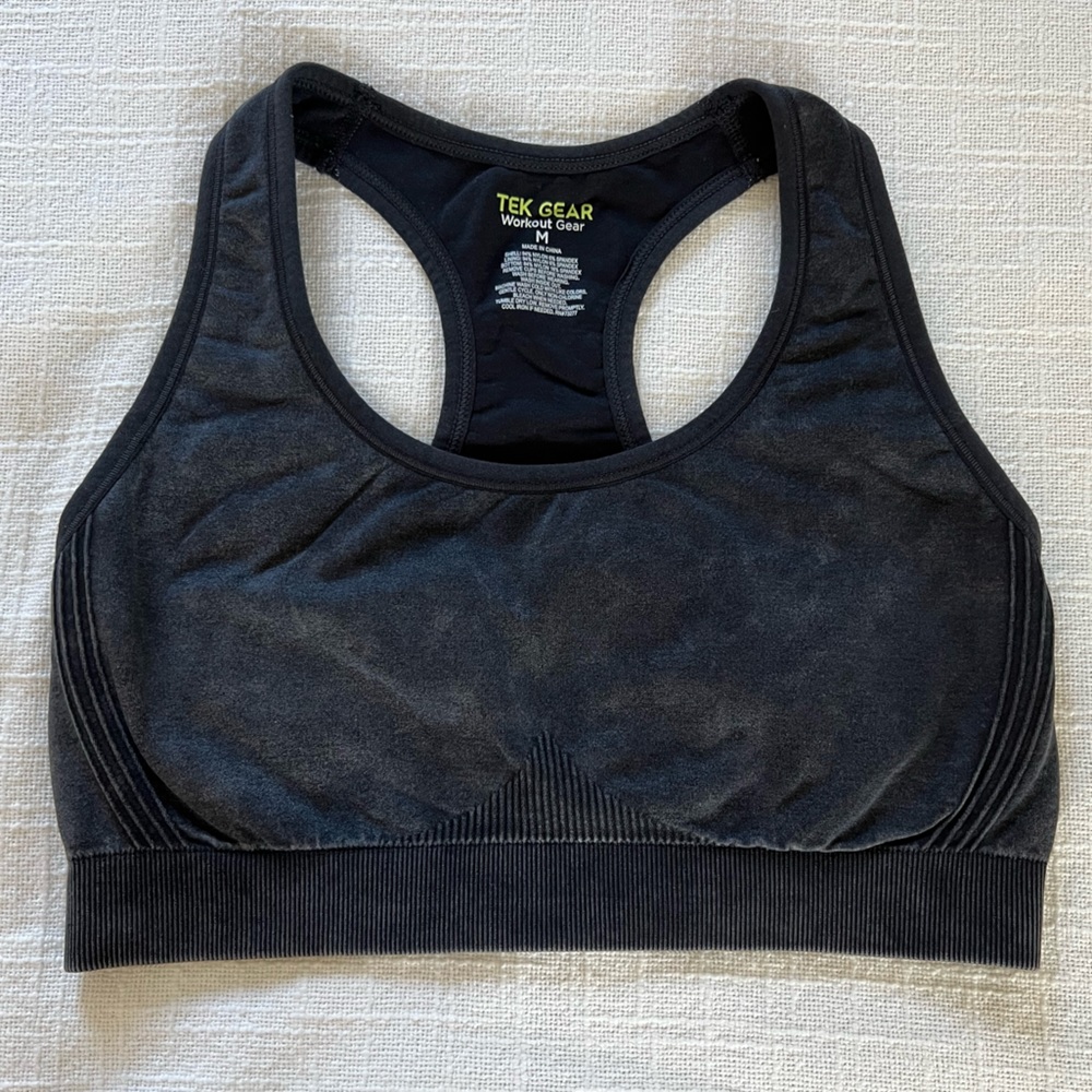 ❣️2/$25❣️ Faded black TEK GEAR workout gear sports bra | MEDIUM